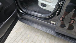 Land Rover Discovery V 2017– Boční prahy (2 ks) fotografie 5