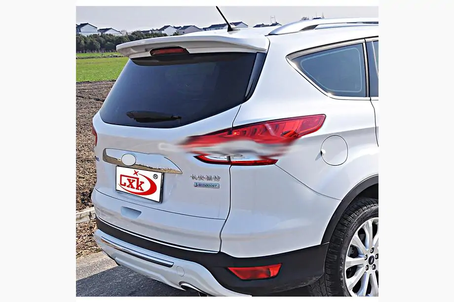 Ford Kuga/Escape 2013–2019 Bílý spoiler Fotografie 5