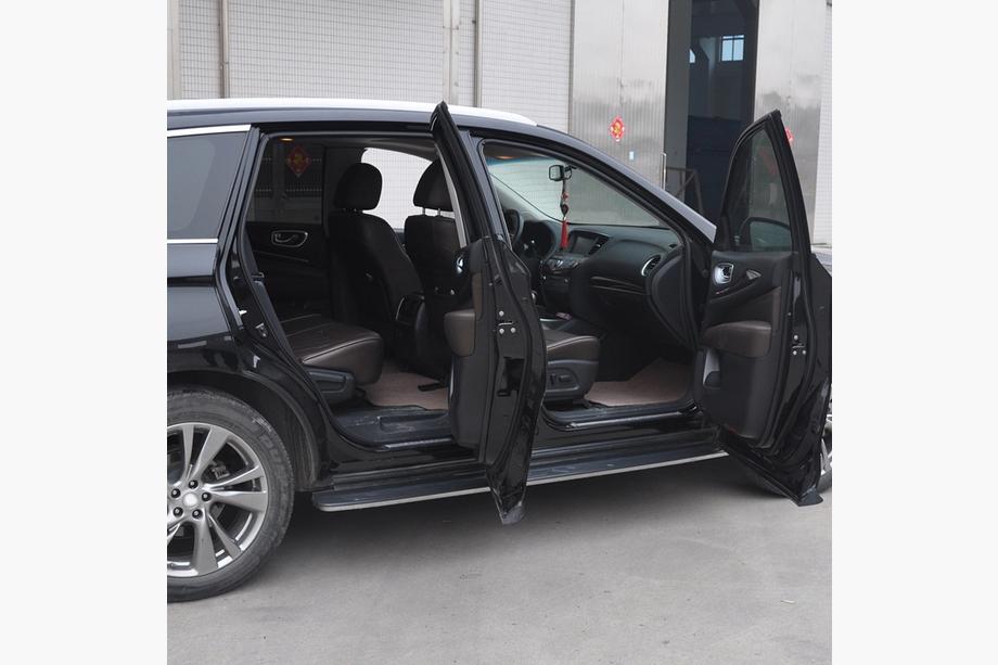 Infiniti QX60 2016–2021 Boční prahy (2 ks) Image