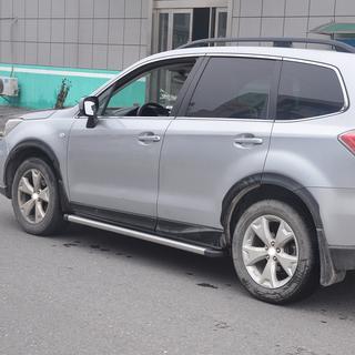 Boční nášlapy Original (2 ks, hliník) Subaru Forester 2013–2018 fotografie 4