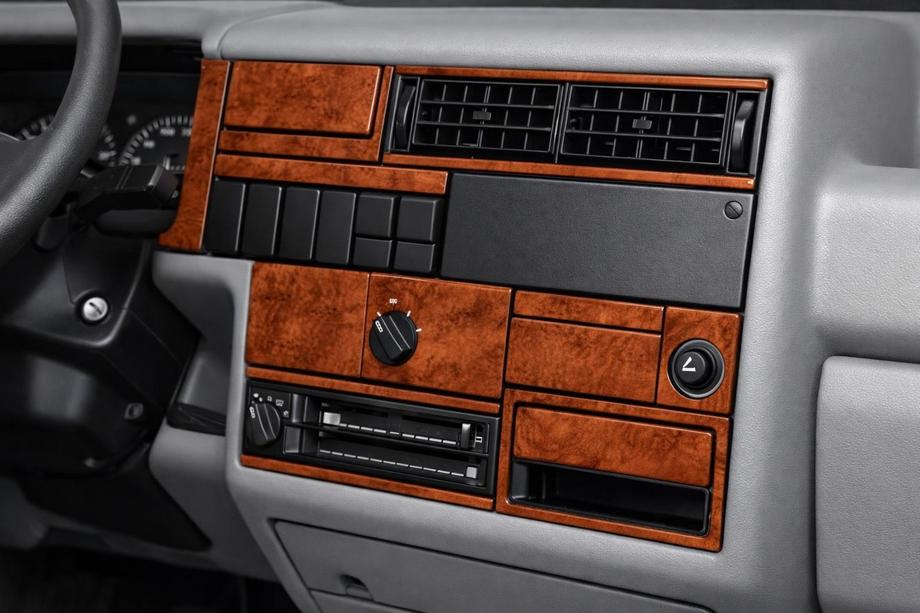 Volkswagen T4 Transporter 1990–2003 Kryty palubní desky (1991-1995) Image