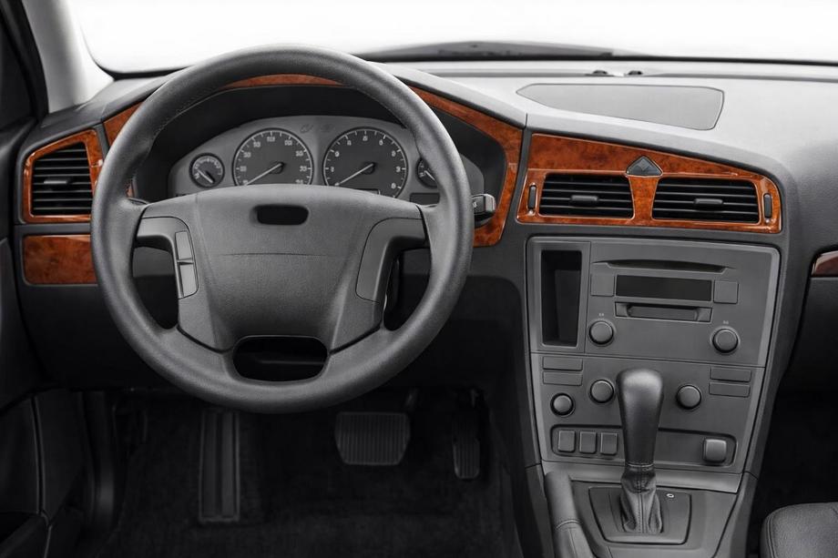 Volvo V70 2000–2007 Kryty palubní desky (hlavní, 2005-2007) Image