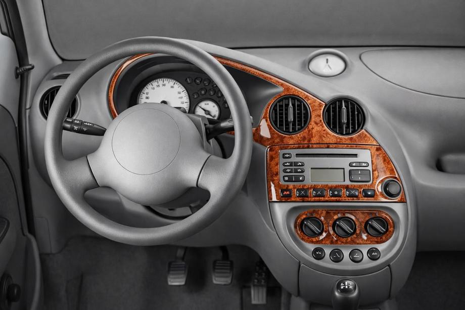 Ford Ka 1996–2008 Kryty palubní desky Image