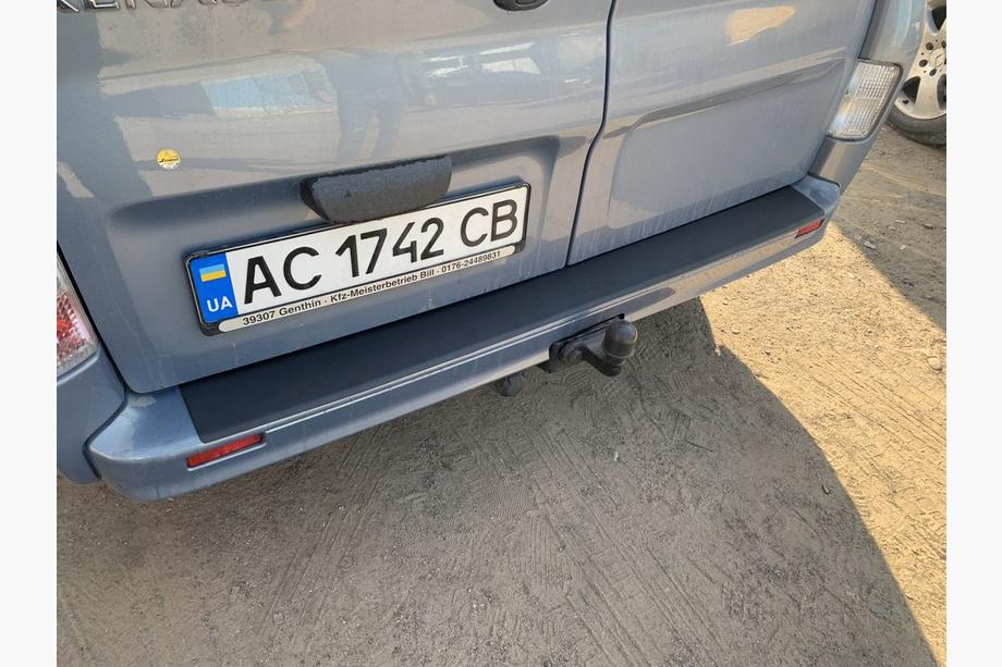 Opel Vivaro 2001–2015 Ochranná lišta na zadní nárazník DDU (ABS) Fotografie 9