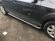 Audi Q7 2005–2015 Boční prahy Maydos V2 (2 ks, hliník ↗ nerez) fotografie 2