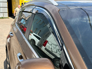 Kia Sportage 2015–2021 Okenní deflektory s chromovou lištou (4 ks, Niken) fotografie 5