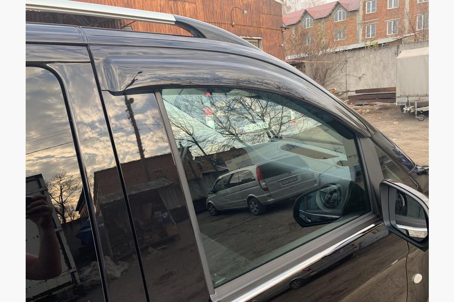Mercedes Vito/V-class W447 2014– Ofuky oken (2 ks, Niken) Fotografie 9