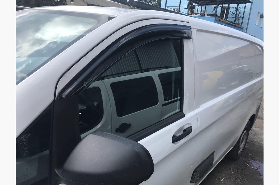 Mercedes Vito/V-class W447 2014– Ofuky oken (2 ks, Niken) Fotografie 4