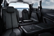Francouzský styl v crossoveru Peugeot 5008 z roku 2017 fotografie 6