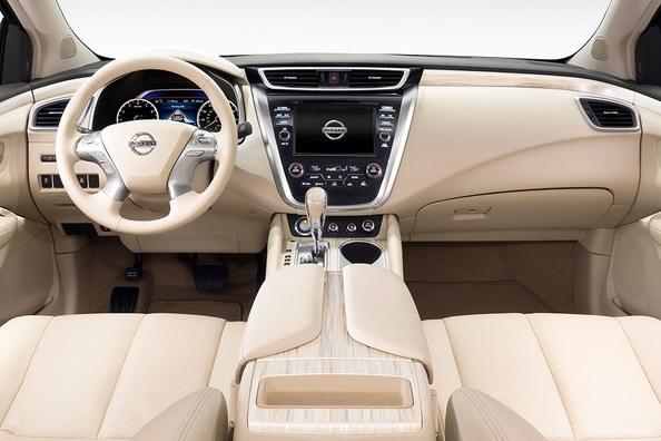 Recenze crossoveru Nissan Murano