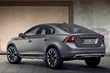 Švédský sedan Volvo S60 Cross Country se zvýšenou průchodností fotografie 3