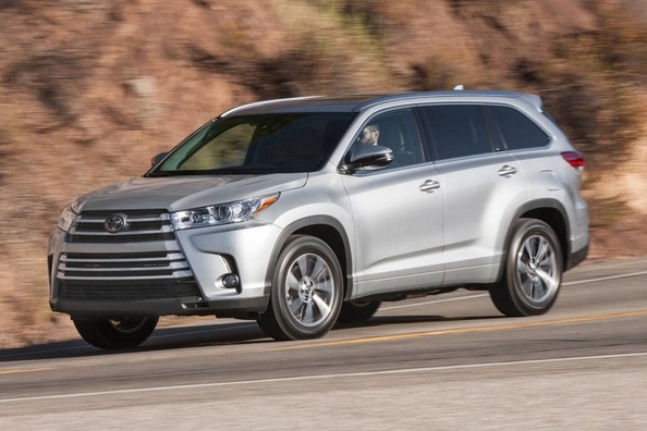 Recenze Toyota Highlander modelového roku 2017