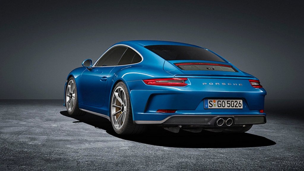 Porsche představila speciální verzi 911 GT3 Touring Package