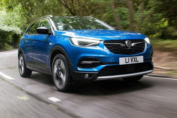 Vauxhall uvede nový crossover Grandland X Sport