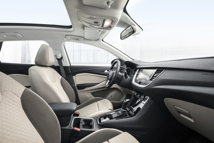 Recenze nového crossoveru Opel Grandland X