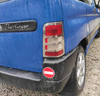 Citroen Berlingo 1996–2008 Nerezové kryty brzdových světel (2 ks) Carmos - turecká ocel fotografie 4
