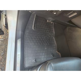 Gumové autokoberce do interiéru (4 ks, Stingray Premium) fotografie 3