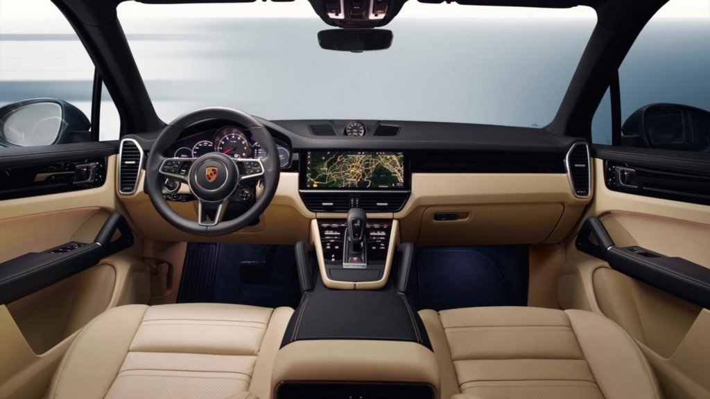 Test crossoveru Porsche Cayenne modelového roku 2018