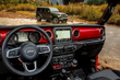 Jeep zveřejnil fotografie interiéru nového Wrangleru fotografie 2