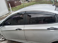 Hyundai Accent 2011–2017 Ofuky oken s chromovou lištou SD (4 ks, Niken) fotografie 1