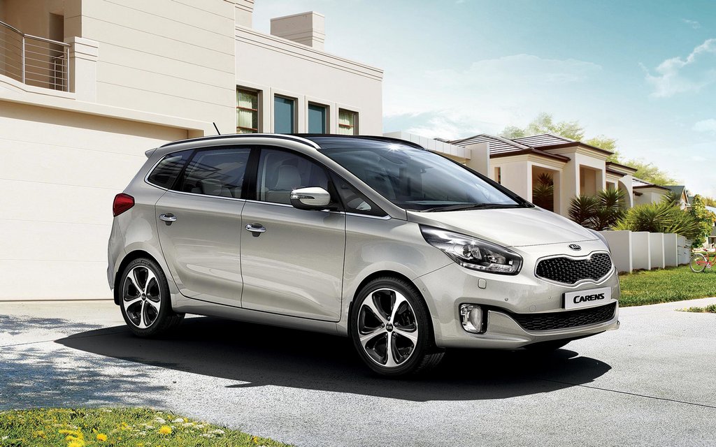 Recenze kompaktního MPV KIA Carens