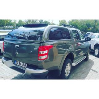 Hardtop na střechu (posuvná okna) Mitsubishi L200 2015–2024 fotografie 4