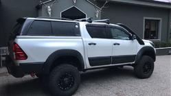 Toyota Hilux 2015– Rozšíření blatníků (2015-2020, ABS, šroubované) fotografie 13