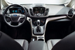 Recenze kompaktního pětimístného minivanu Ford C-Max fotografie 5