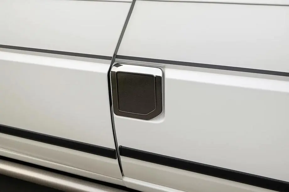 Volkswagen T4 Transporter 1990–2003 Kryt víčka palivové nádrže bez loga (OmsaLine, nerez) Image