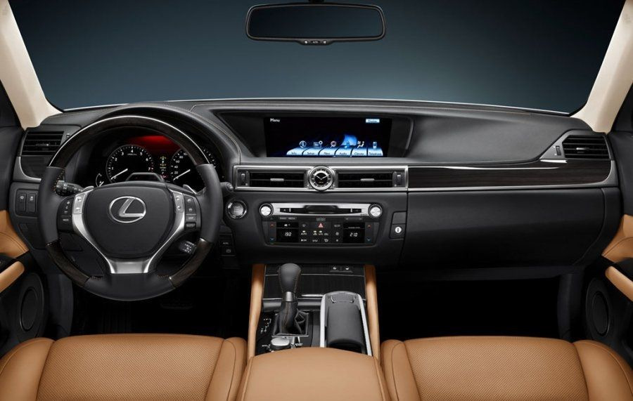 Recenze sedanu Lexus GS