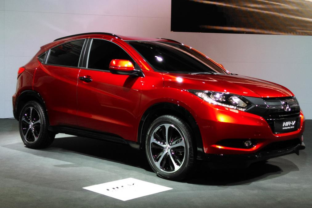 Recenze 5dveřového crossoveru Honda HR-V