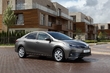 Recenze oblíbeného sedanu Toyota Corolla fotografie 3