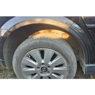 Lemy blatníků SD (4 ks, černé)