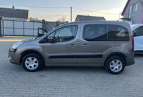 Peugeot Partner Tepee 2008–2018 Lemy blatníků (4 ks, černé) fotografie 11