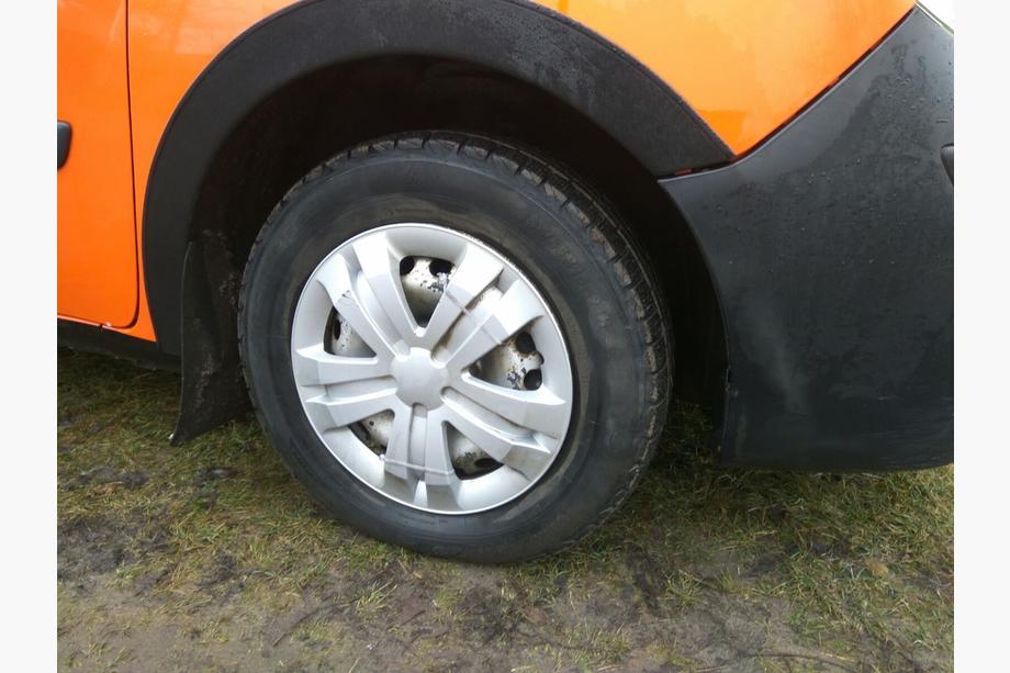 Renault Kangoo 2008–2020 Lemy blatníků (4 ks, černé) 2008-2012, kovové Image