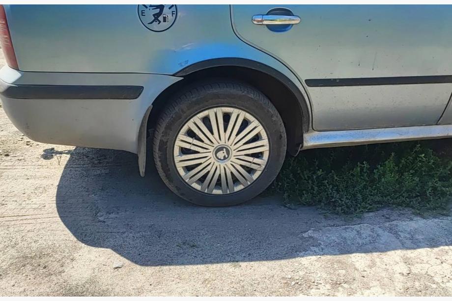 Skoda Octavia I Tour A4 1996–2010 Lemy blatníků (4 ks, černé) Fotografie 4