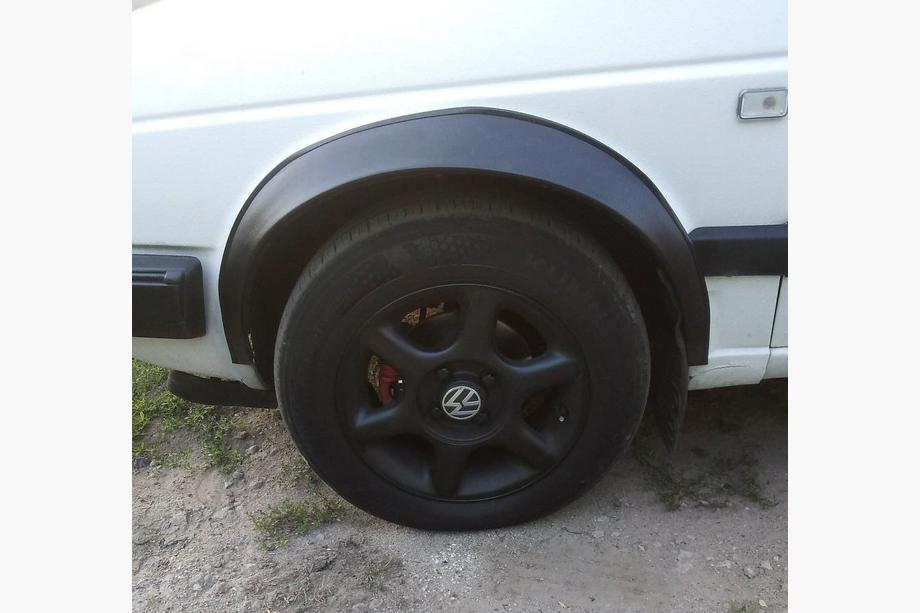 Volkswagen Golf 2 1983–1992 Lemy blatníků (4 ks, černé) Image