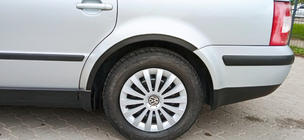 Volkswagen Passat B5 1997–2005 Lemy blatníků (4 ks, černé) kombi, 2000-2006, kov fotografie 6