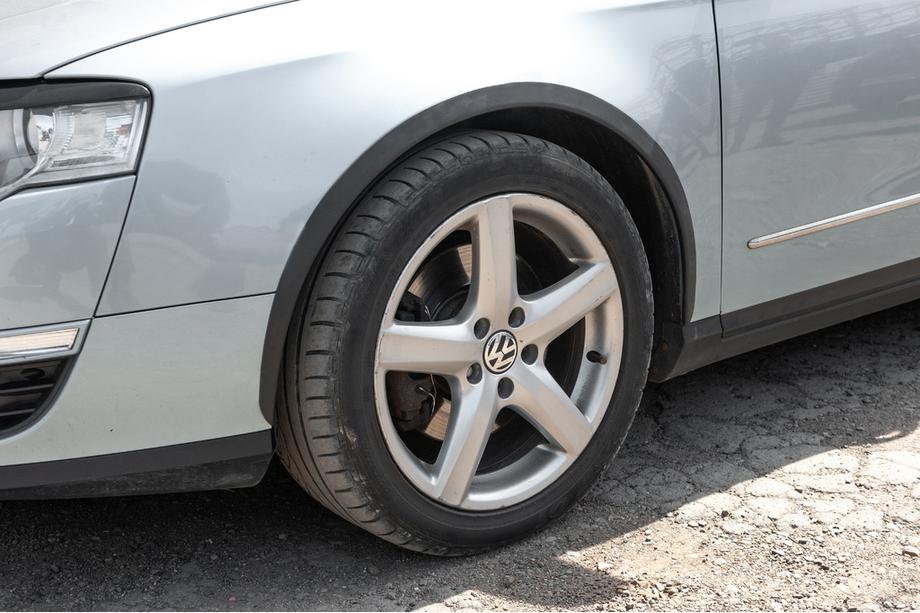 Volkswagen Passat B6 2006–2012 Lemy rozšíření blatníků (4 ks, ABS) Image
