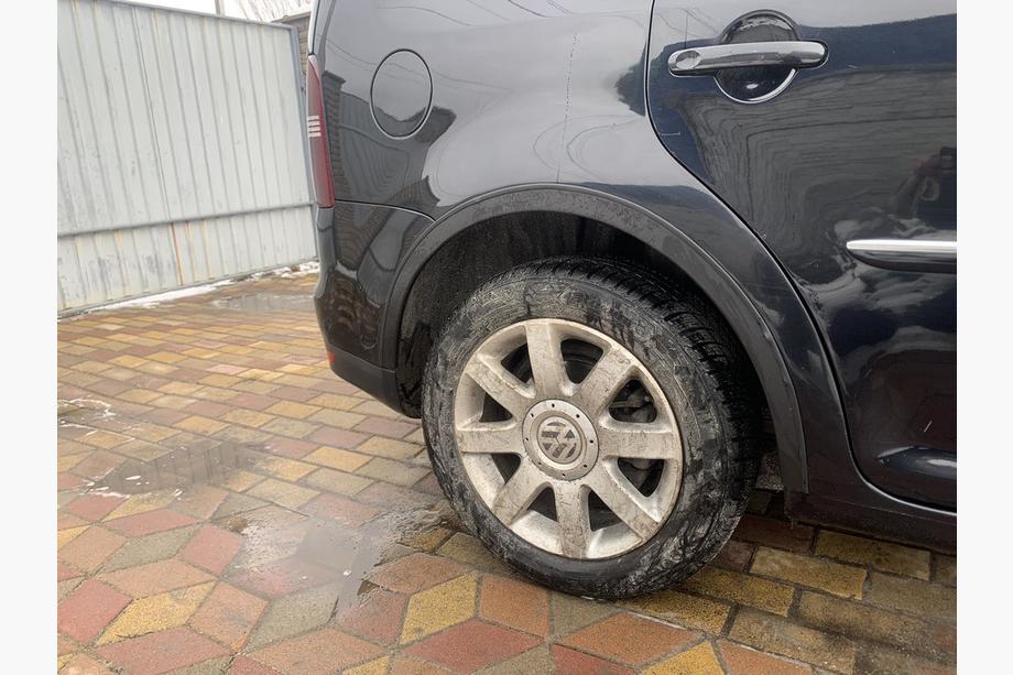 Volkswagen Touran 2003–2010 Lemy blatníků (4 ks, černé) Fotografie 7