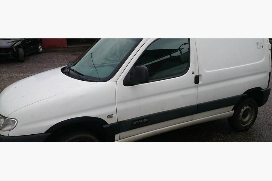 Citroen Berlingo 1996–2008 Plastové lemy blatníků (4 ks, černé) Fotografie 3