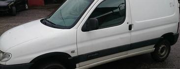 Peugeot Partner 1996–2008 Plastové lemy blatníků (4 ks, černé) fotografie 3