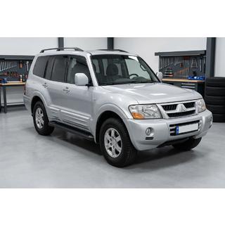 Boční nášlapy Allmond Black (2 ks, hliník) Mitsubishi Pajero Wagon III 1999–2006 fotografie 1