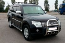 Mitsubishi Pajero Wagon III 1999–2006 Přední ochranný rám QT007 (nerez) fotografie 3