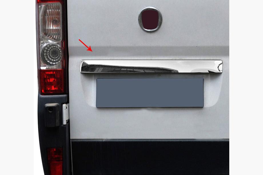 Citroen Jumper 2007–2025 Chromová lišta nad SPZ (nerez) Image