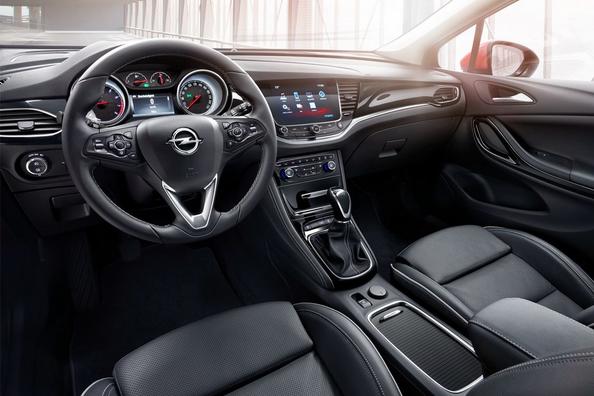 Pětidveřový hatchback Opel Astra K Fotografie 6
