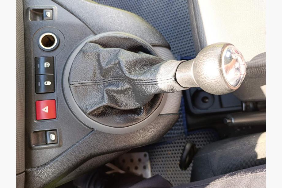 Citroen Berlingo 2008–2018 Kožený návlek na řadicí páku Fotografie 5