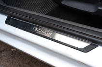 Ford Focus II 2005–2008 Chromované kryty prahů (Flexill, 4 ks) fotografie 1