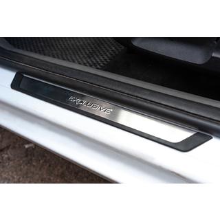 Chromované kryty prahů (Flexill, 4 ks) Ford Focus II 2008–2011 fotografie 1