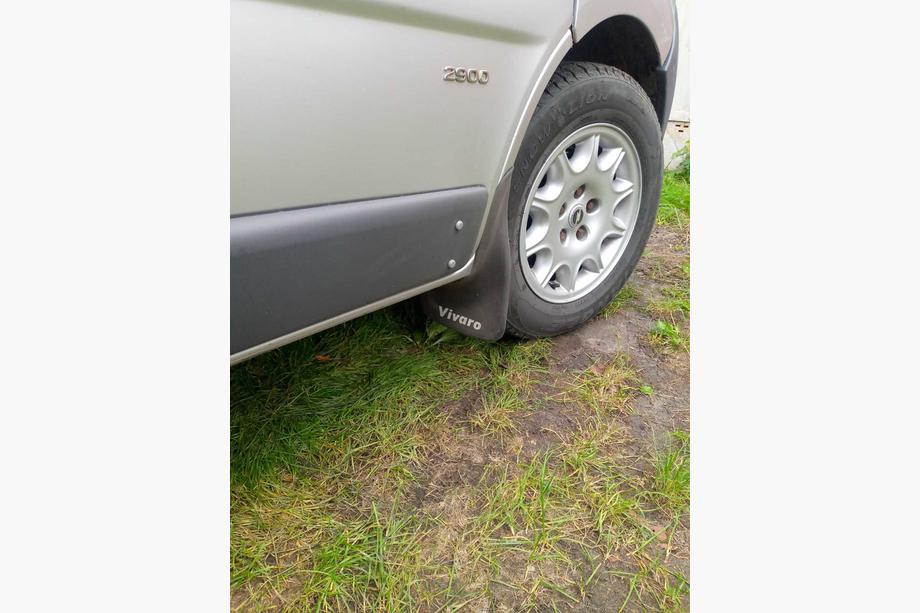 Opel Vivaro 2001–2015 Přední zástěrky (sada) Fotografie 2